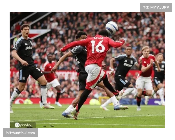 实时：曼联0-1落后阿斯顿维拉，麦金远射经折射入网